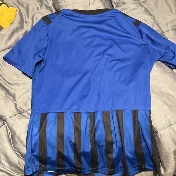 Blue striped soccer shirt - Picture 3 of 3